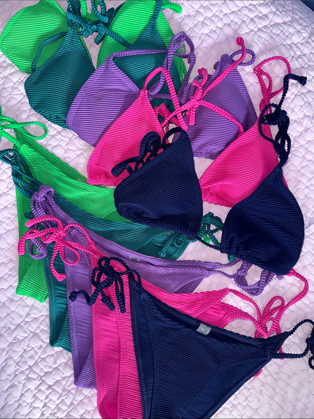5 Ribbed Bikini Sets
